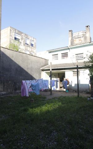 Casa à venda com 297m², 3 quartos e 1 vagaQuintal