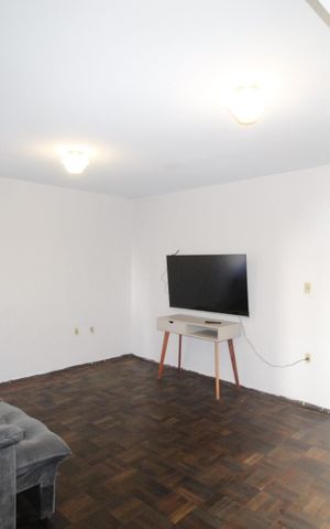 Casa à venda com 297m², 3 quartos e 1 vagaSala