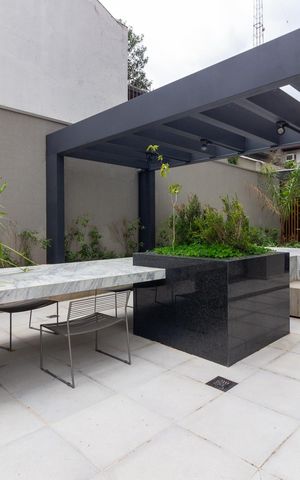 Studio à venda com 24m², 1 quarto e sem vaga Studio à venda com 24m², 1 quarto e sem vagaÁrea comum - Praça