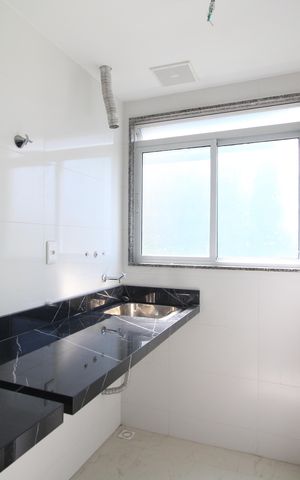 Apartamento à venda com 144m², 3 quartos e 1 vagaÁrea de Serviço