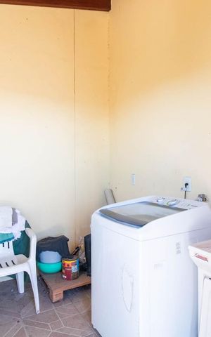 Casa à venda com 175m², 3 quartos e 2 vagasÁrea de Serviço