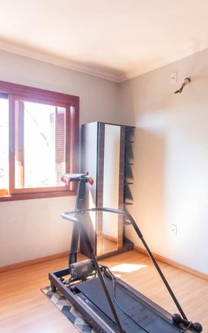 Casa à venda com 175m², 3 quartos e 2 vagasSuíte