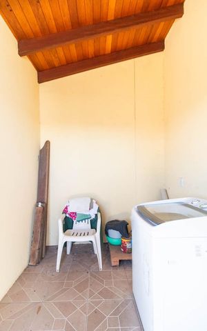 Casa à venda com 175m², 3 quartos e 2 vagasÁrea de Serviço