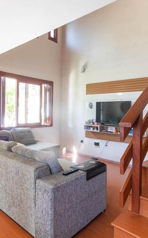 Casa à venda com 175m², 3 quartos e 2 vagasSala