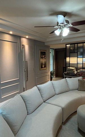 Apartamento à venda com 300m², 3 quartos e 5 vagas Apartamento à venda com 300m², 3 quartos e 5 vagasSala