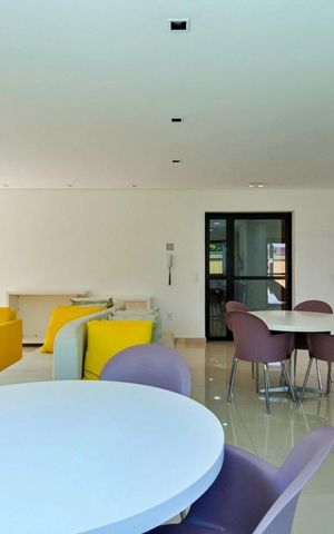 Apartamento à venda com 300m², 3 quartos e 5 vagas Apartamento à venda com 300m², 3 quartos e 5 vagasÁrea comum