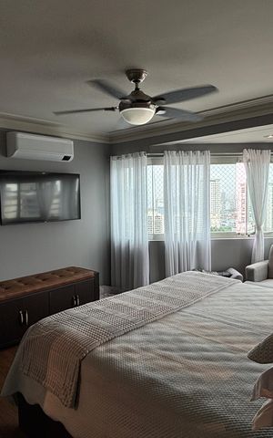Apartamento à venda com 300m², 3 quartos e 5 vagas Apartamento à venda com 300m², 3 quartos e 5 vagasSuíte 3