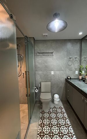 Apartamento à venda com 300m², 3 quartos e 5 vagas Apartamento à venda com 300m², 3 quartos e 5 vagasBanheiro da Suíte 3