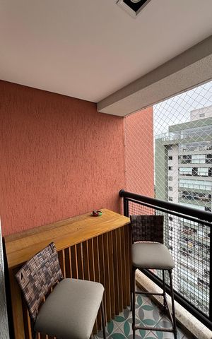 Apartamento à venda com 300m², 3 quartos e 5 vagas Apartamento à venda com 300m², 3 quartos e 5 vagasSuíte 2 Varanda