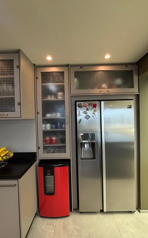 Apartamento à venda com 300m², 3 quartos e 5 vagas Apartamento à venda com 300m², 3 quartos e 5 vagasCozinha
