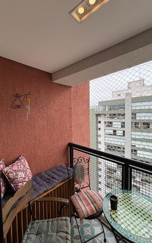 Apartamento à venda com 300m², 3 quartos e 5 vagas Apartamento à venda com 300m², 3 quartos e 5 vagasSala de Jantar Varanda