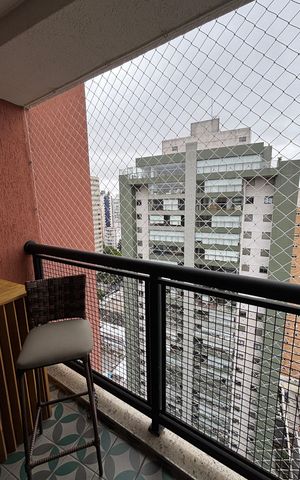 Apartamento à venda com 300m², 3 quartos e 5 vagas Apartamento à venda com 300m², 3 quartos e 5 vagasSuíte 2 Varanda