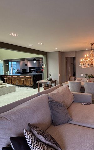 Apartamento à venda com 300m², 3 quartos e 5 vagas Apartamento à venda com 300m², 3 quartos e 5 vagasSala 2