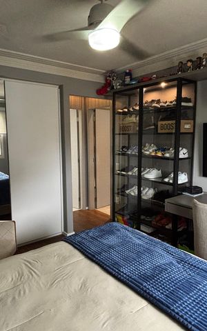 Apartamento à venda com 300m², 3 quartos e 5 vagas Apartamento à venda com 300m², 3 quartos e 5 vagasSuite 1