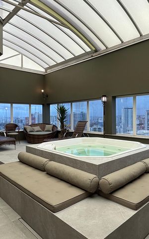 Apartamento à venda com 300m², 3 quartos e 5 vagas Apartamento à venda com 300m², 3 quartos e 5 vagasCobertura - Hidromassagem