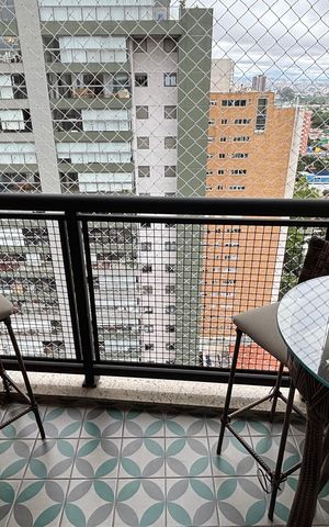Apartamento à venda com 300m², 3 quartos e 5 vagas Apartamento à venda com 300m², 3 quartos e 5 vagasSuíte 2 Varanda