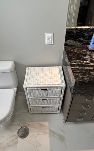 Apartamento à venda com 300m², 3 quartos e 5 vagas Apartamento à venda com 300m², 3 quartos e 5 vagasBanheiro da Suíte 1