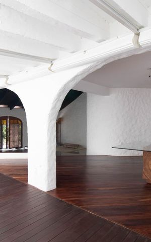 Casa à venda com 700m², 4 quartos e 4 vagasSala