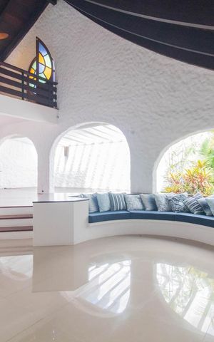 Casa à venda com 700m², 4 quartos e 4 vagasSala