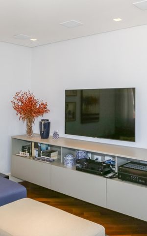 Apartamento à venda com 218m², 3 quartos e 5 vagas Apartamento à venda com 218m², 3 quartos e 5 vagasSala