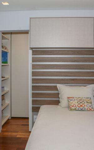 Apartamento à venda com 218m², 3 quartos e 5 vagas Apartamento à venda com 218m², 3 quartos e 5 vagasSuíte 2