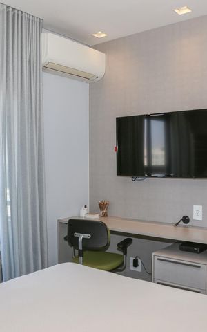 Apartamento à venda com 218m², 3 quartos e 5 vagas Apartamento à venda com 218m², 3 quartos e 5 vagasSuíte 2