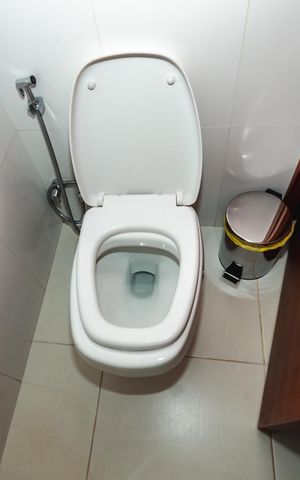 Casa à venda com 300m², 3 quartos e 3 vagasBanheiro Suíte 