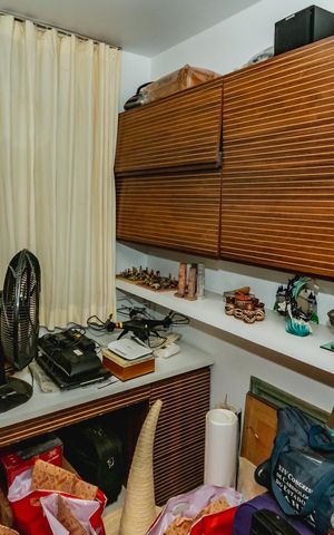 Casa à venda com 300m², 3 quartos e 3 vagasEscritório