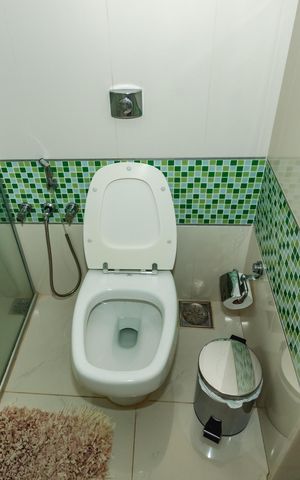 Casa à venda com 300m², 3 quartos e 3 vagasBanheiro Social 2