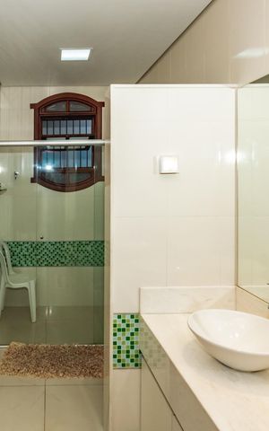 Casa à venda com 300m², 3 quartos e 3 vagasBanheiro Social 2