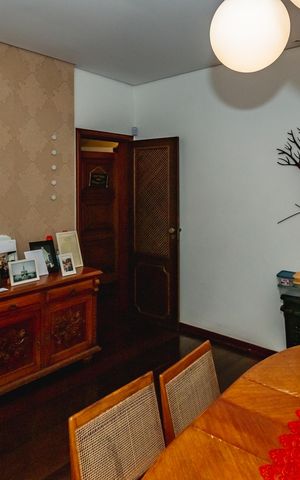 Casa à venda com 300m², 3 quartos e 3 vagasSala