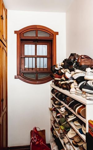 Casa à venda com 300m², 3 quartos e 3 vagasCloset Suíte 