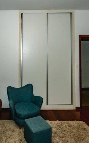 Casa à venda com 300m², 3 quartos e 3 vagasQuarto 2
