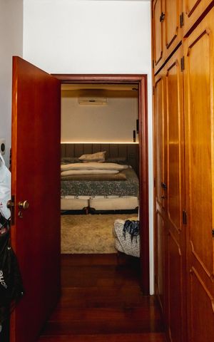 Casa à venda com 300m², 3 quartos e 3 vagasCloset Suíte 
