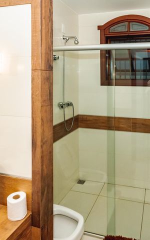 Casa à venda com 300m², 3 quartos e 3 vagasBanheiro Social