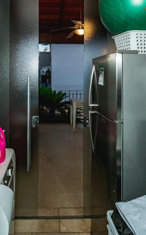 Casa à venda com 300m², 3 quartos e 3 vagasÁrea de Serviço
