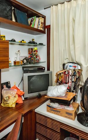 Casa à venda com 300m², 3 quartos e 3 vagasEscritório