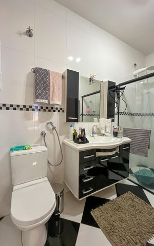 Casa à venda com 370m², 5 quartos e 3 vagas Casa à venda com 370m², 5 quartos e 3 vagasBanheiro da Suíte