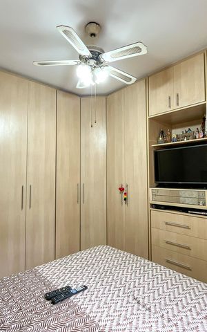 Casa à venda com 370m², 5 quartos e 3 vagas Casa à venda com 370m², 5 quartos e 3 vagasSuíte