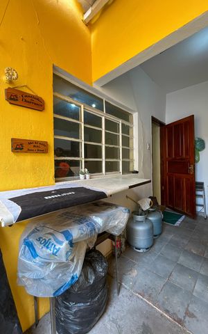 Casa à venda com 370m², 5 quartos e 3 vagas Casa à venda com 370m², 5 quartos e 3 vagasCasa 2 - Área de Serviço