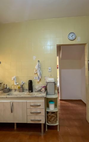 Casa à venda com 370m², 5 quartos e 3 vagas Casa à venda com 370m², 5 quartos e 3 vagasCasa 2 - Cozinha