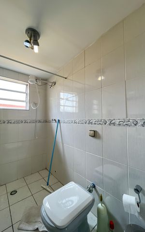 Casa à venda com 370m², 5 quartos e 3 vagas Casa à venda com 370m², 5 quartos e 3 vagasBanheiro do Salão