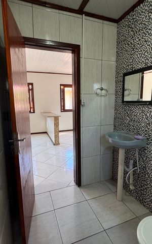 Casa para alugar com 96m², 2 quartos e 1 vaga Casa para alugar com 96m², 2 quartos e 1 vagaBanheiro