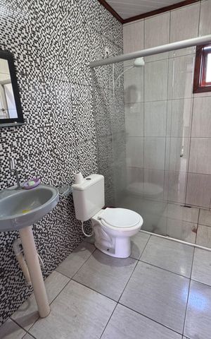 Casa para alugar com 96m², 2 quartos e 1 vaga Casa para alugar com 96m², 2 quartos e 1 vagaBanheiro