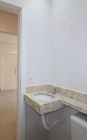 Casa à venda com 87m², 2 quartos e 2 vagasBanheiro