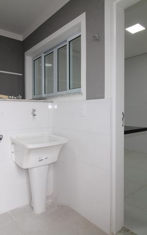 Casa à venda com 87m², 2 quartos e 2 vagasÁrea de Serviço