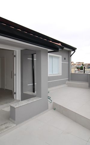 Casa à venda com 87m², 2 quartos e 2 vagasVaranda