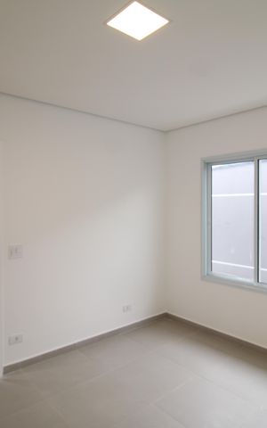 Casa à venda com 87m², 2 quartos e 2 vagasSala