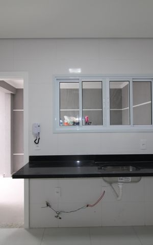 Casa à venda com 87m², 2 quartos e 2 vagasCozinha
