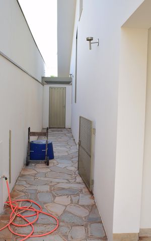 Casa para alugar com 295m², 4 quartos e 4 vagasCorredor